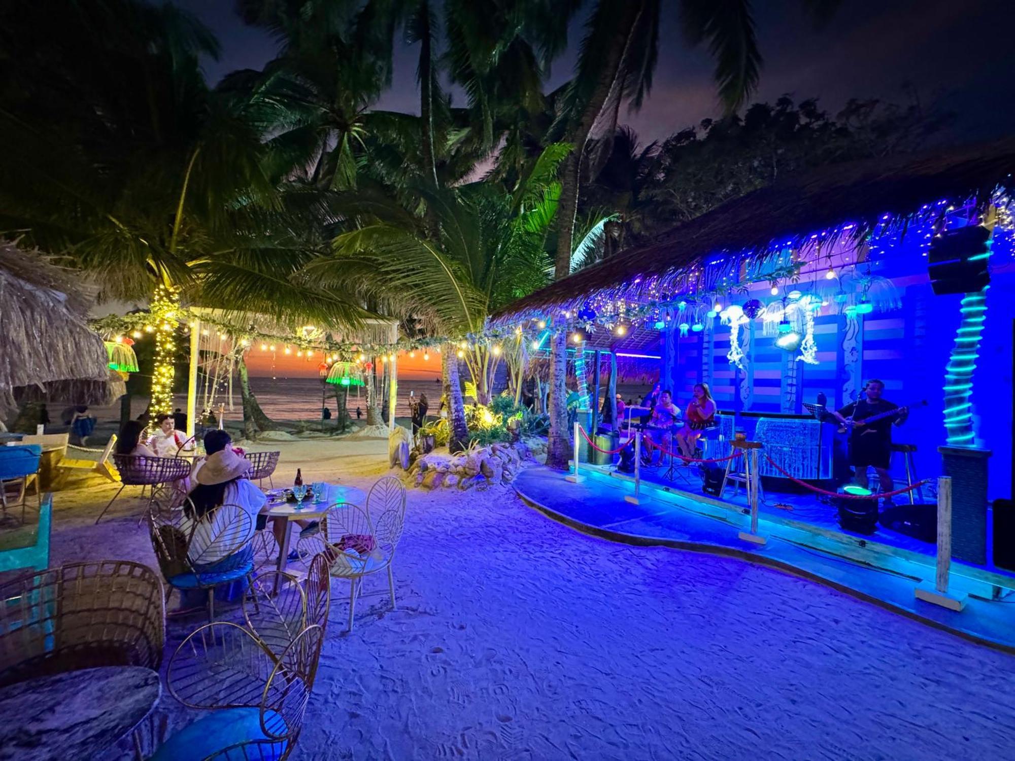 Casa Pilar Beach Resort Manoc-Manoc Εξωτερικό φωτογραφία