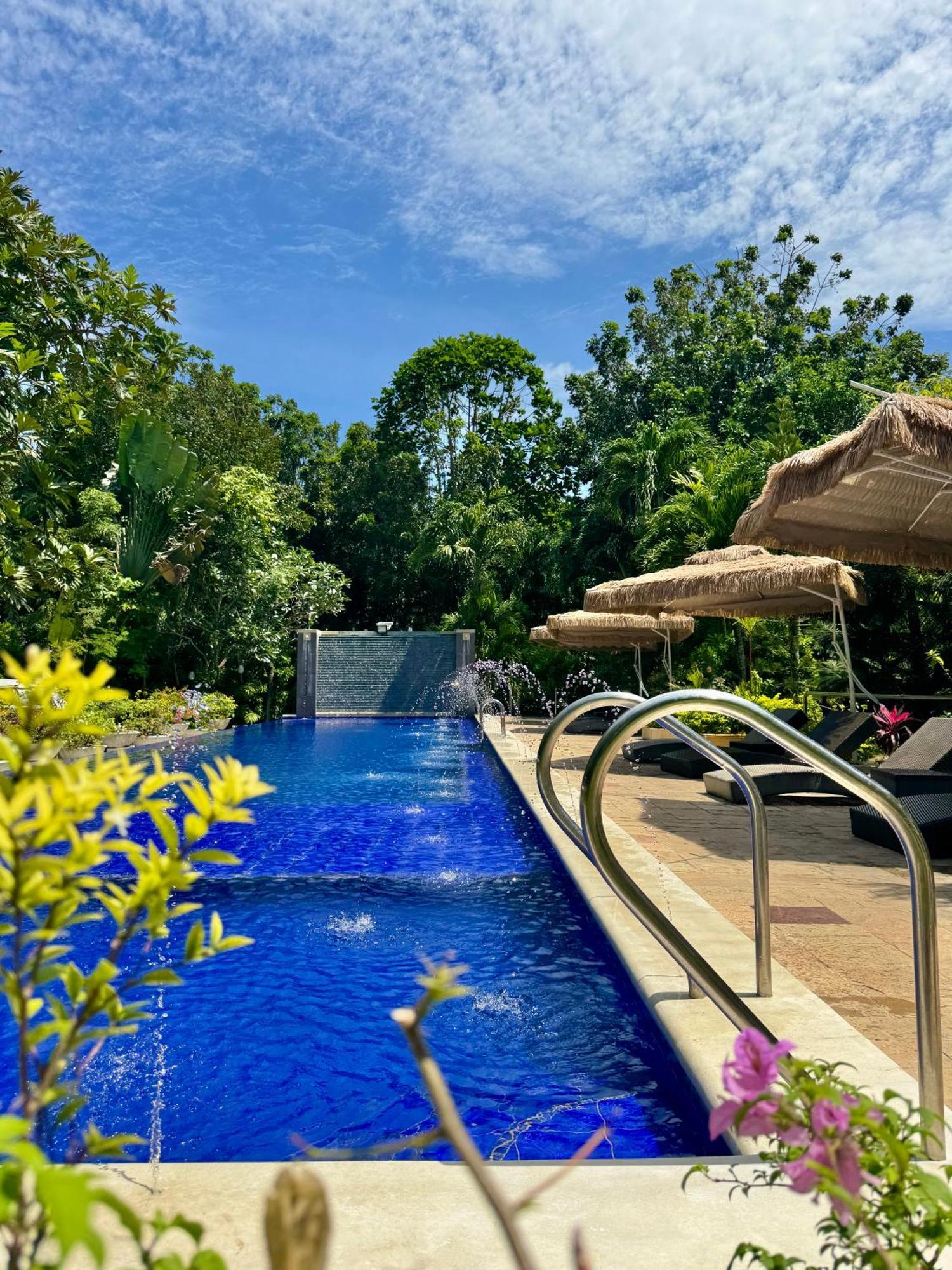 Casa Pilar Beach Resort Manoc-Manoc Εξωτερικό φωτογραφία