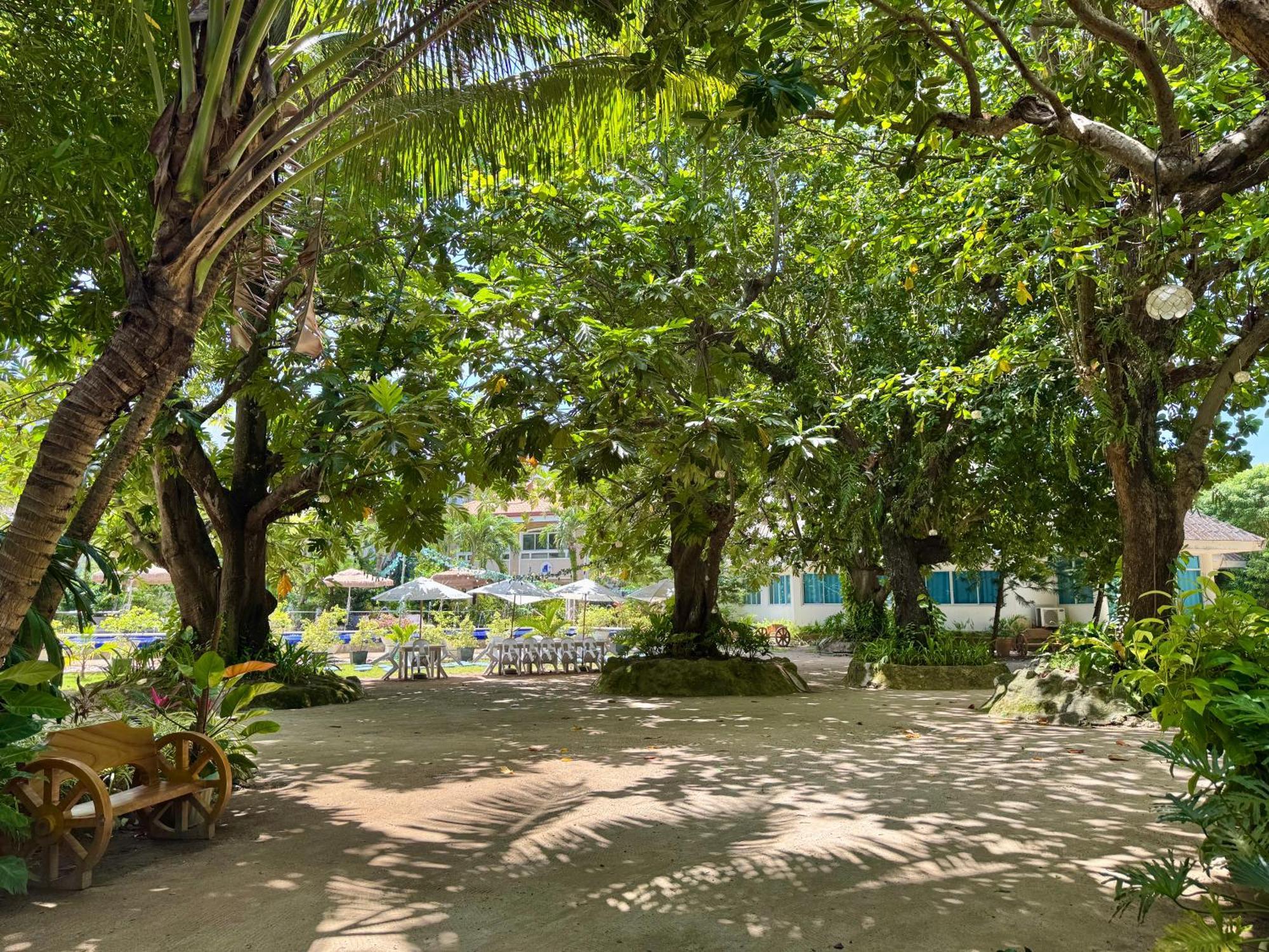Casa Pilar Beach Resort Manoc-Manoc Εξωτερικό φωτογραφία