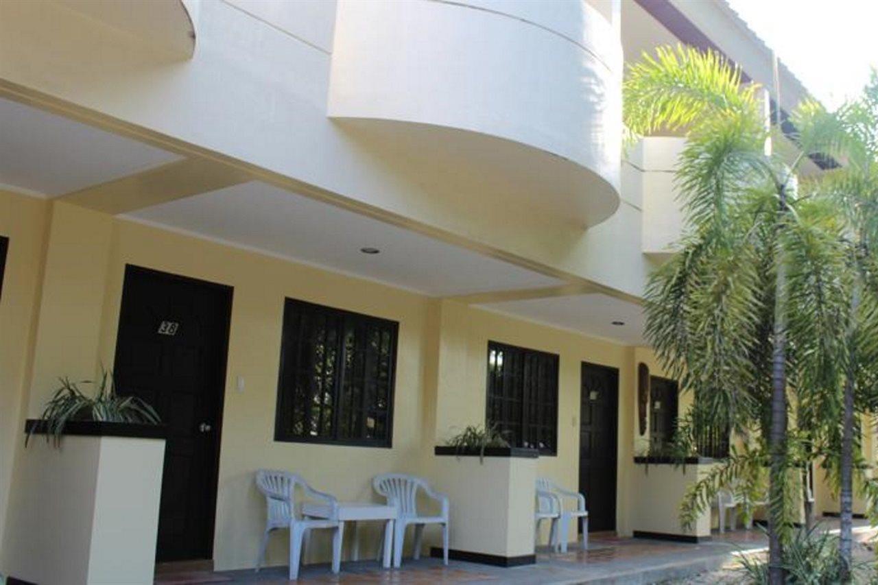 Casa Pilar Beach Resort Manoc-Manoc Εξωτερικό φωτογραφία